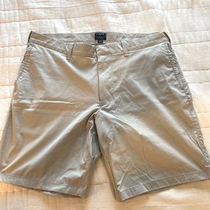 J. Crew Men 9” Tech Shorts